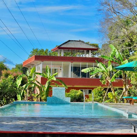 Green Hut Hotel&Restaurant. Sigiriya Buitenkant foto