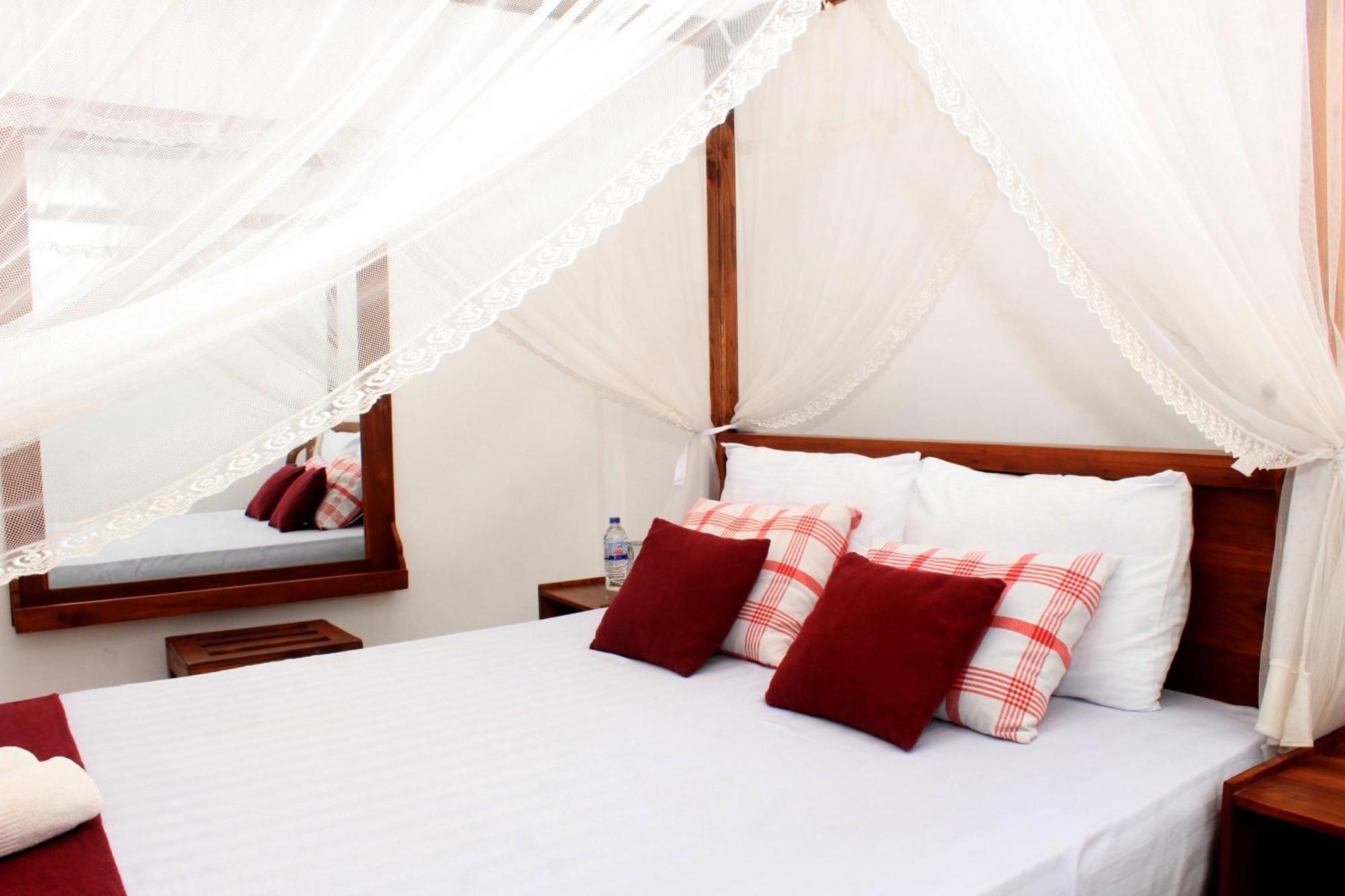 Green Hut Hotel&Restaurant. Sigiriya Buitenkant foto